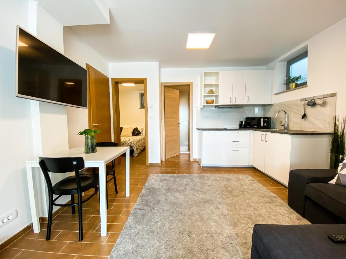 Lakeview Villa Μπλεντ Εξωτερικό φωτογραφία